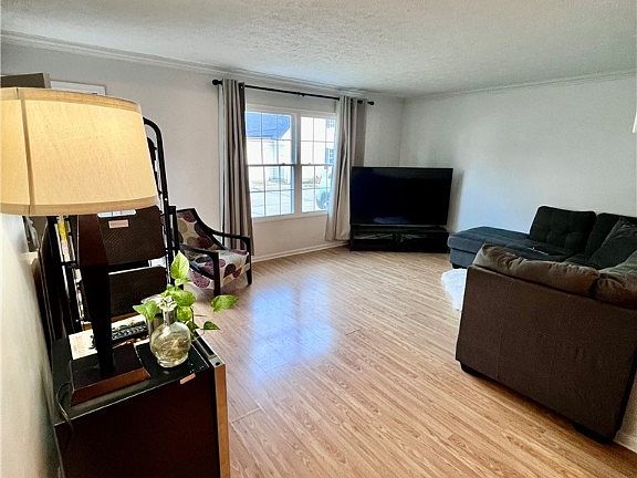 5th image of 7298 Scottsdale Cir #5/2