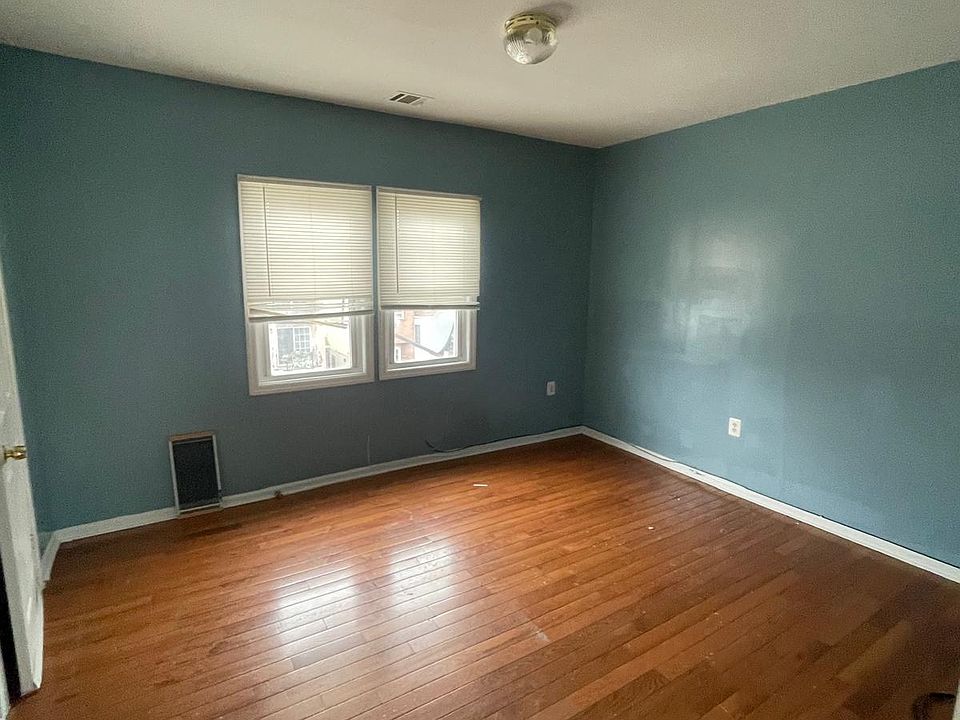 2nd image of 764 S 17th St #3