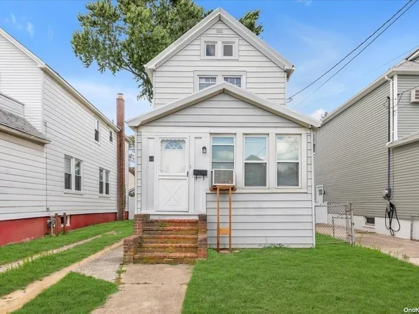 66 Putnam Avenue, Valley Stream, NY 11580