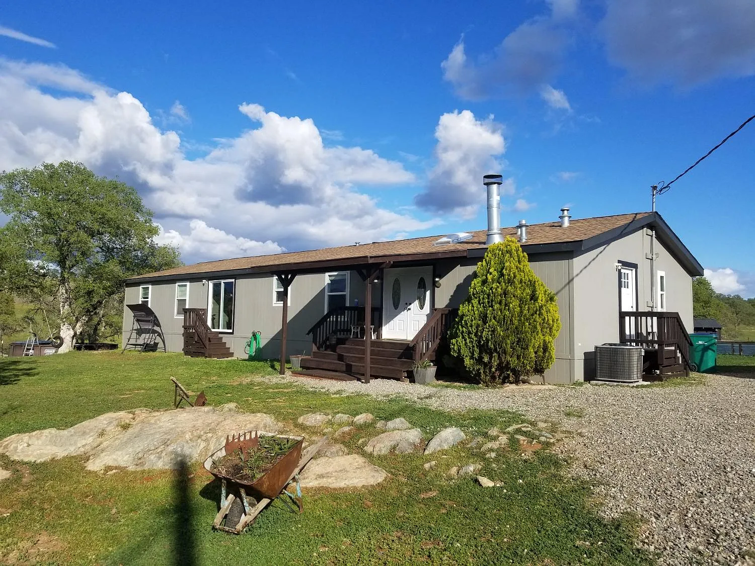 4141 La Grange Rd photo 1
