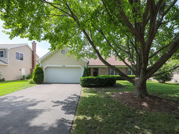 504 Lexington Ave, Fox River Grove, IL 60021
