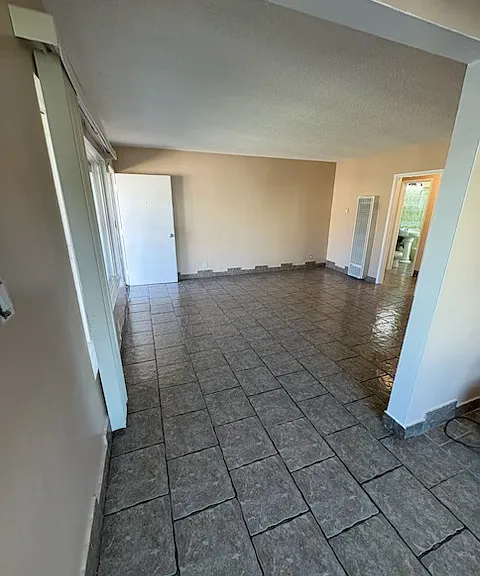 4038 W 28th St #4 — Photo 3