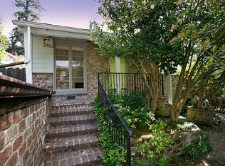 6116 Merriewood Dr, Oakland, CA 94611