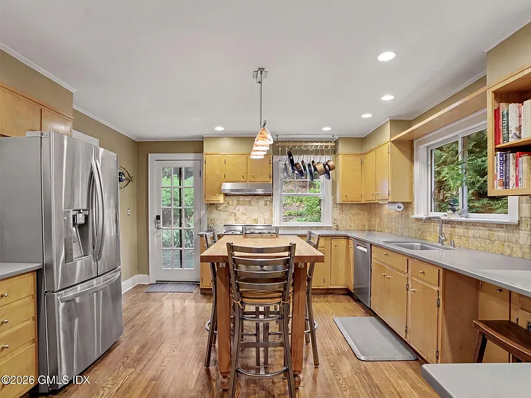 46 Valleywood Rd — Photo 9
