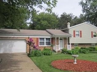 51685 Lant Ln, Granger, IN 46530