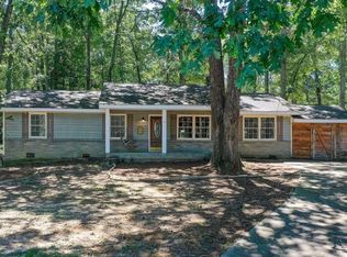 932 Ray Dr NW, Conyers, GA 30012