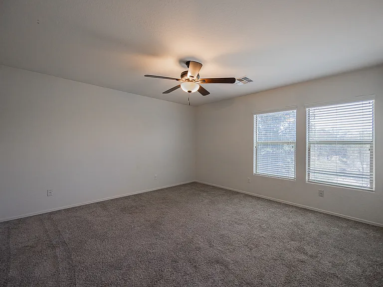 1861 E Patrick Ln — Photo 24