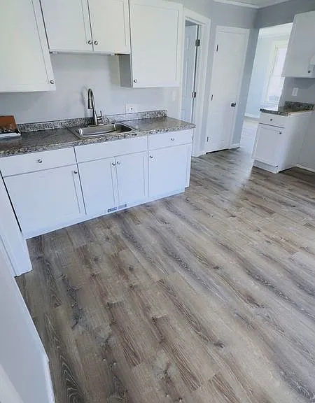143 Lake Ave — Photo 2