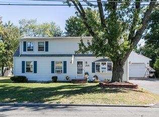 215 Drexel St, Springfield, MA 01104