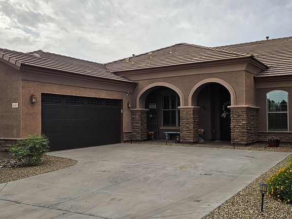 4th image of 16113 W Papago St