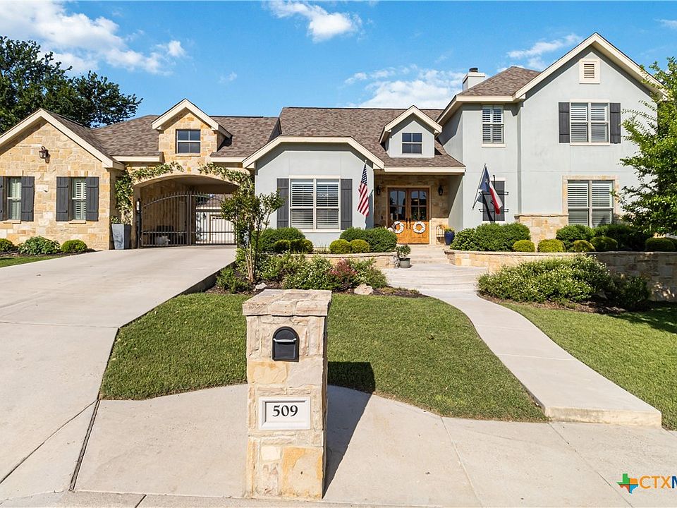 1st image of 509 Marcia Pl