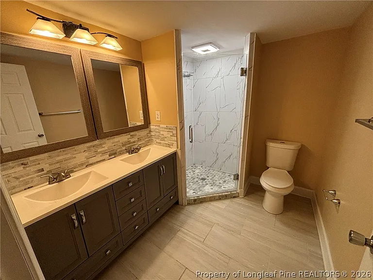 931 Fleetwood Dr — Photo 19