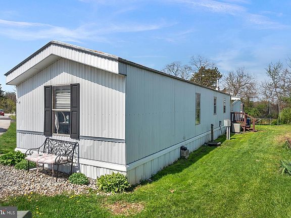 4th image of 5 Chesapeake Dr