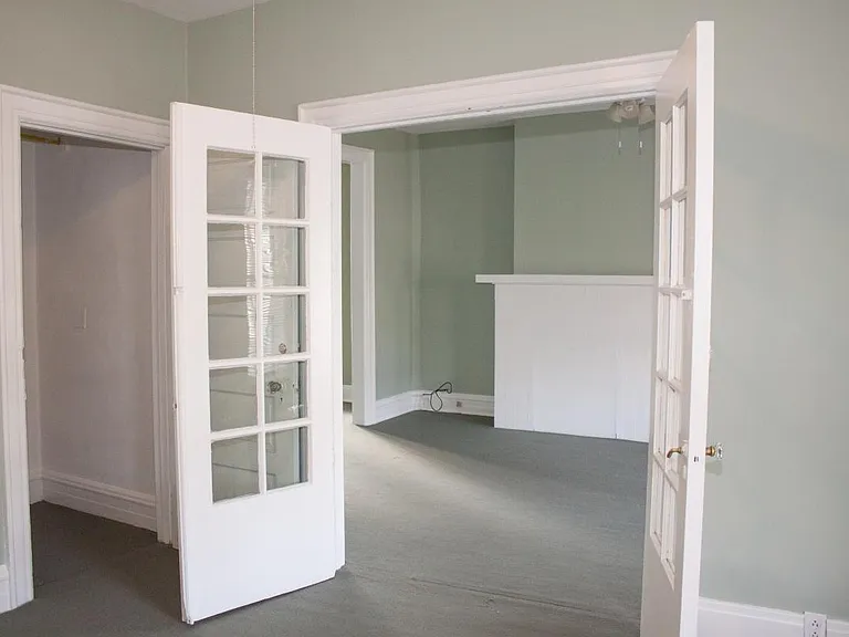 259 Ashland Ave #2 — Photo 4