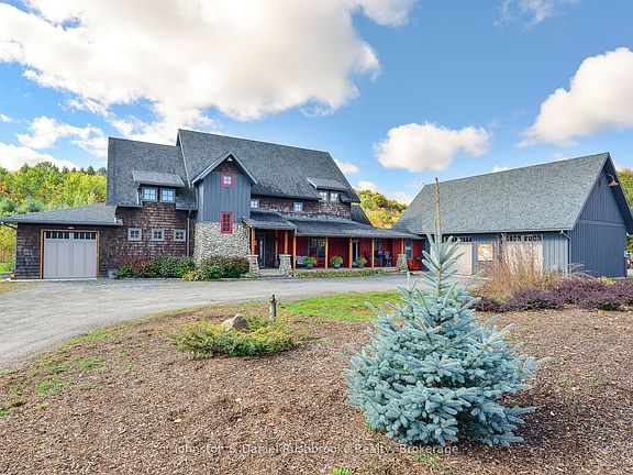 3rd image of 1422 Muskoka Rd #118