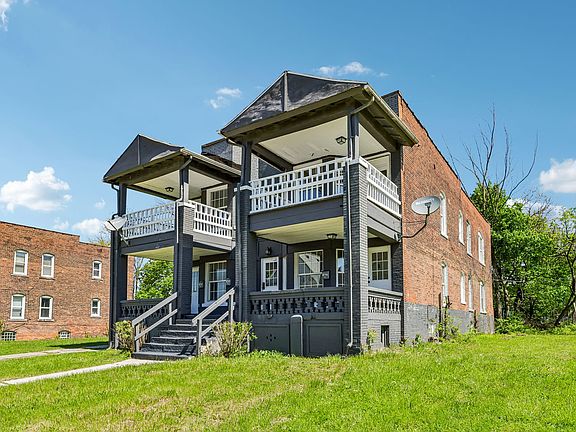 5th image of 1825 Lakeview Rd