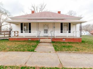 901 N Sloan St, Clinton, SC 29325