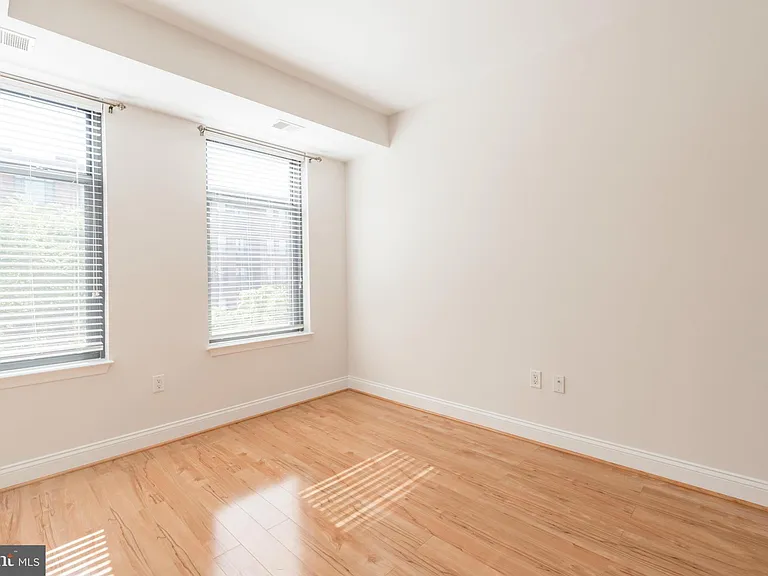 525 N Fayette St #420 — Photo 13