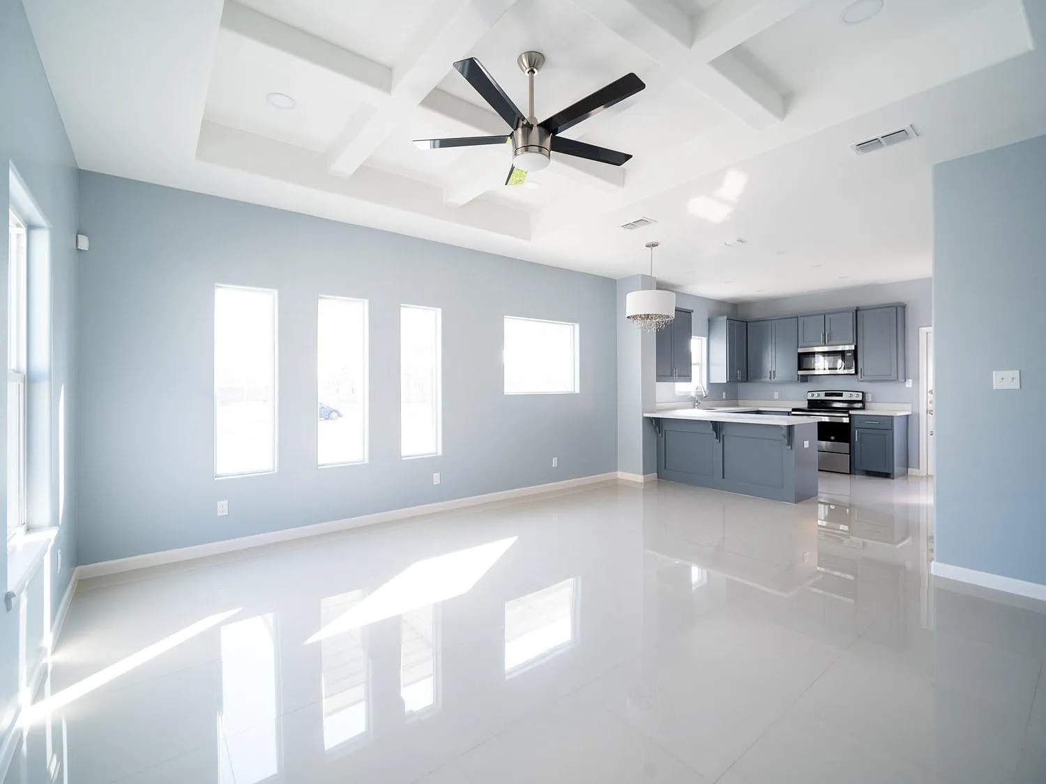 2 bed, 1040 sqft, $1,080 — Photo 3