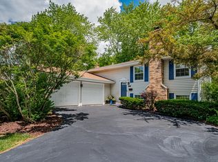 224 Richard Rd, Naperville, IL 60540