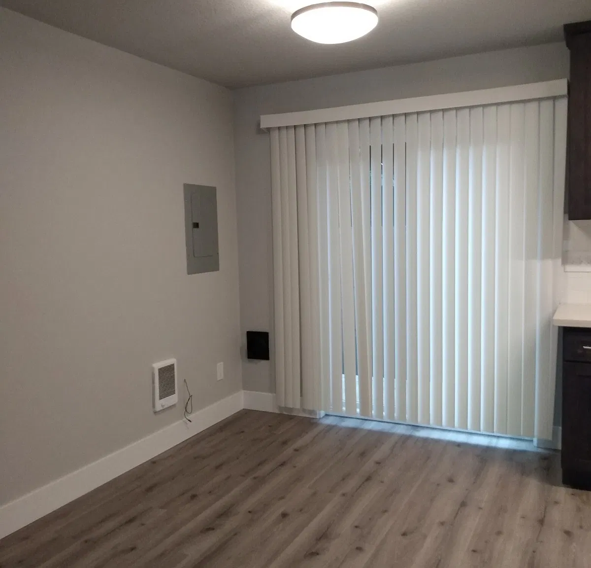2 bed, 1.5 bath, 985 sqft, $1,495 — Photo 4