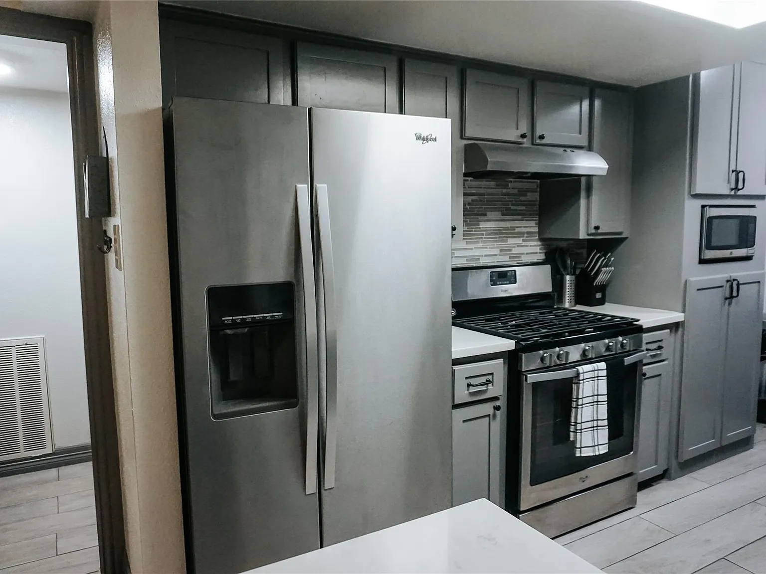 3 bed, 1.5 bath, 1132 sqft, $1,750 — Photo 4