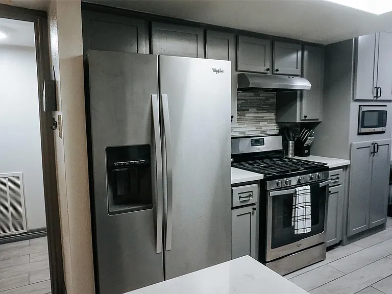 2155 Twinbrooke Dr — Photo 4