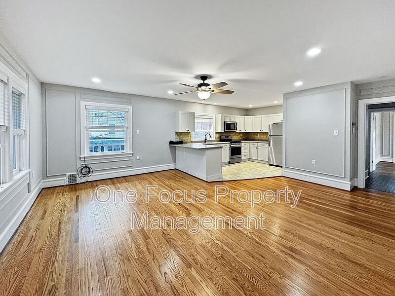 1st image of 1116 Woodmont Ave #2