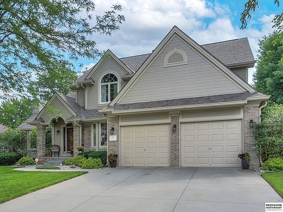 4th image of 4017 N 159th St