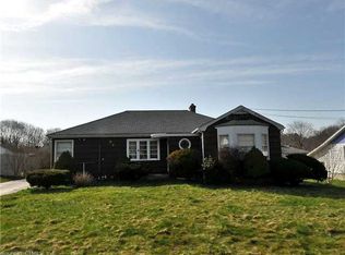 25 Castle Dr, Meriden, CT 06451