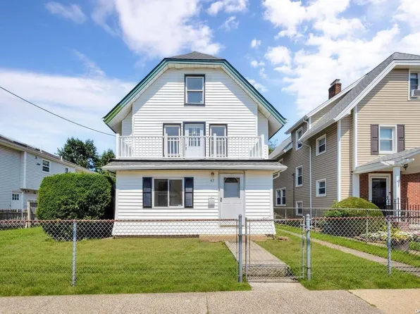 47 Pennsylvania Avenue, Hempstead, NY 11550