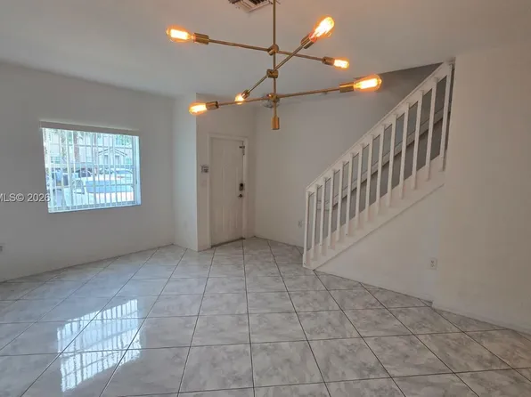 5791 NW 116th Ave APT 101, Doral, FL 33178