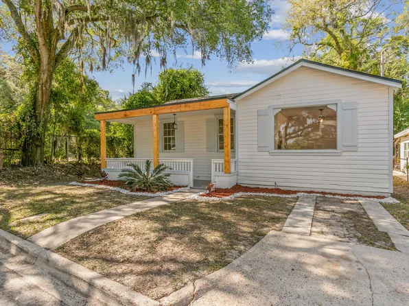 2326 Wooddale St, Jacksonville, FL 32207
