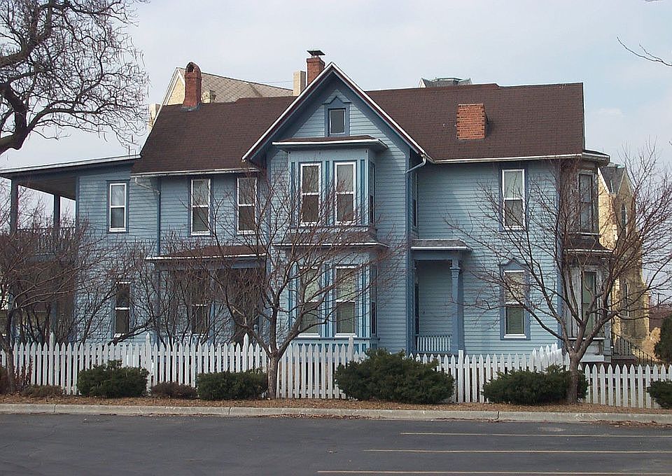 1st image of 219 Kishwaukee St