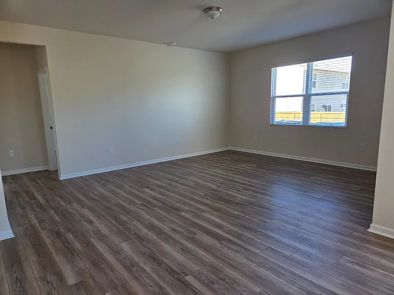 1625 Heron Pond St — Photo 6