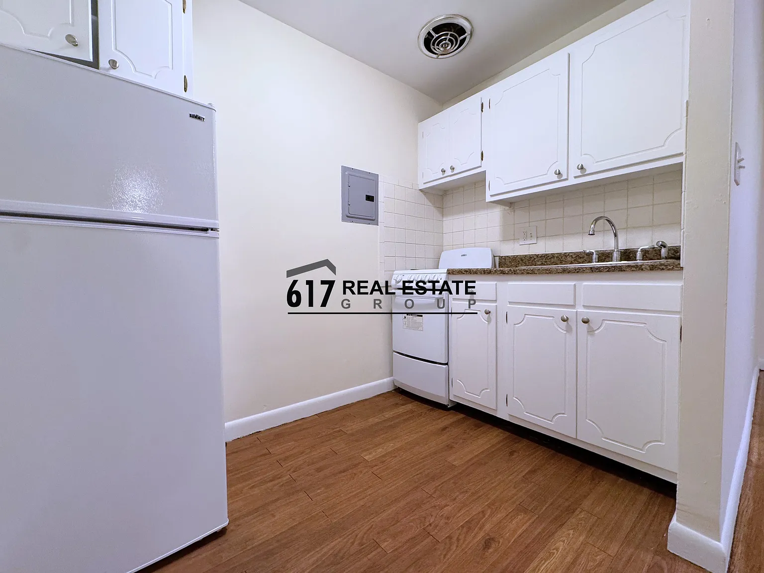 1 bed, 700 sqft, $2,500 — Photo 2