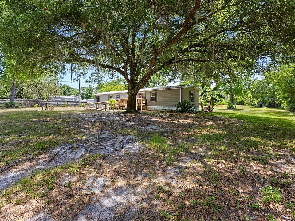 1st image of 2106 Laurel Dr