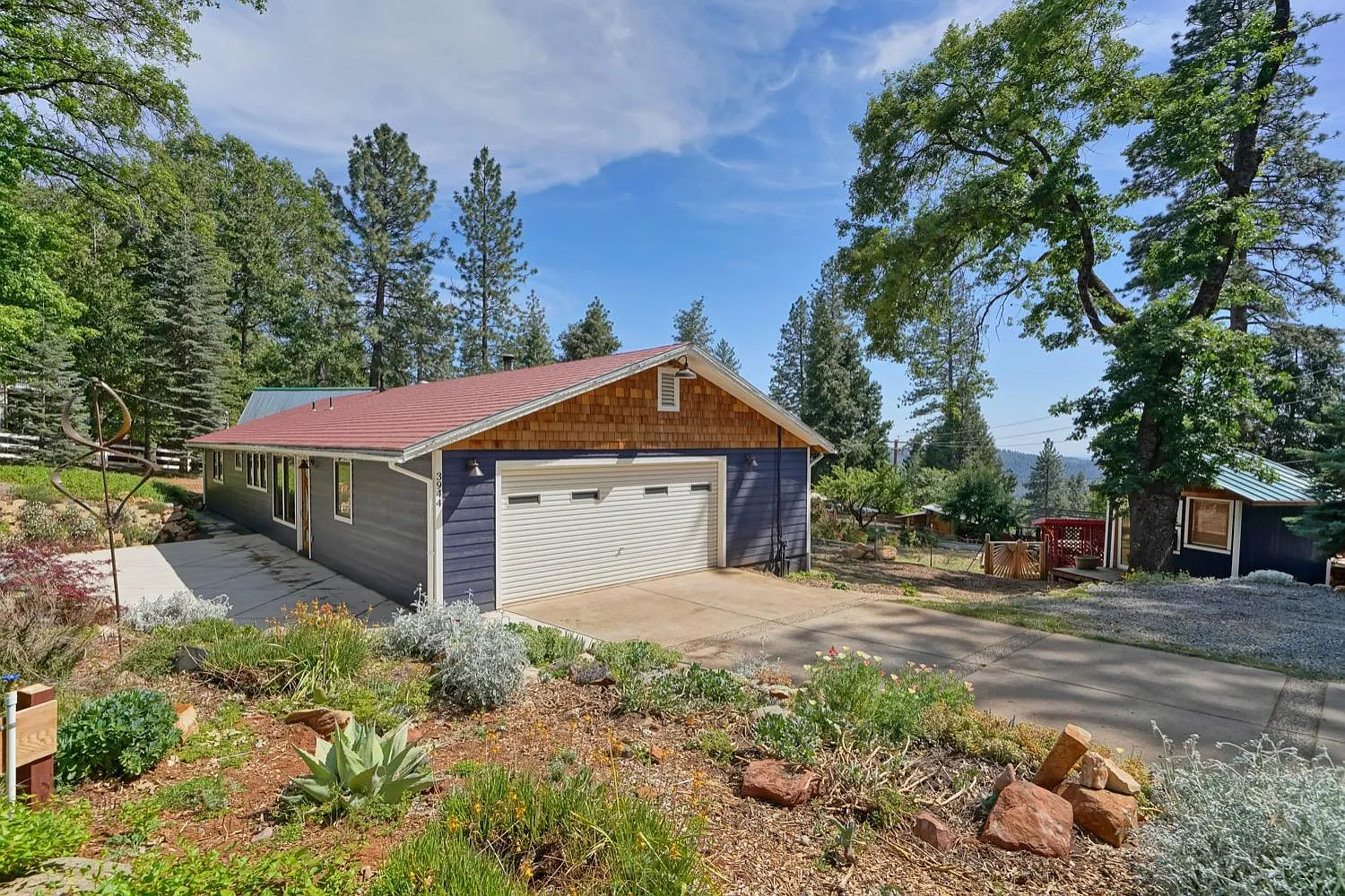 3944 Bellwood Dr photo 1