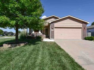 2008 S Stony Point Ln, Wichita, KS 67209