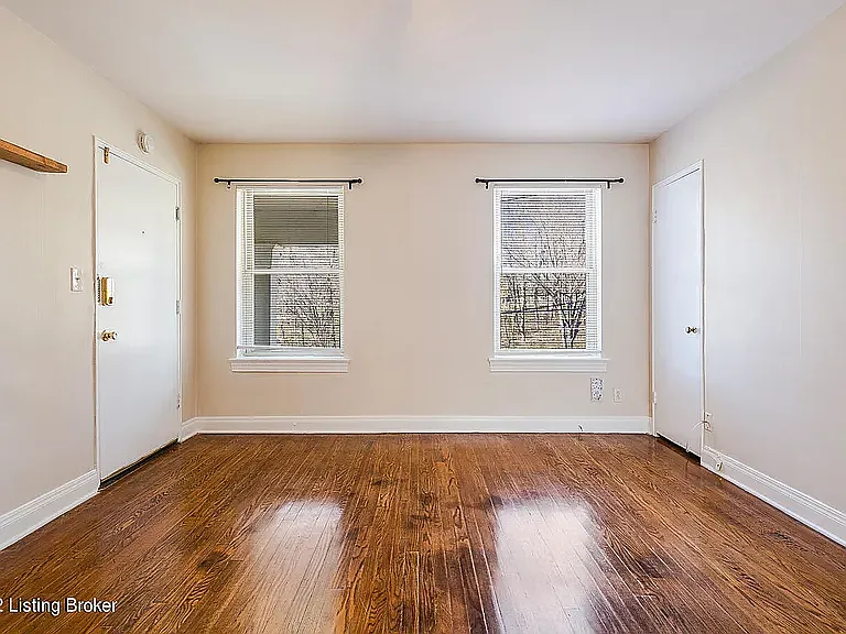 2314 Grinstead Dr — Photo 12