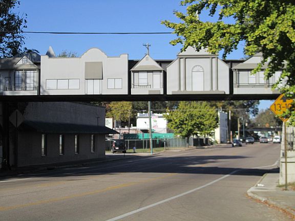 Welcome to Cooper Young!