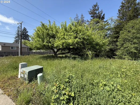 6801 Magnolia Ct Lot 1, Brookings, OR 97415