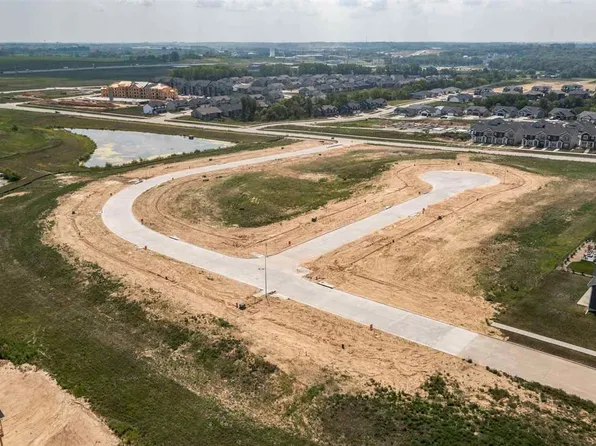 49 Park Place Park #8, Tiffin, IA 52340