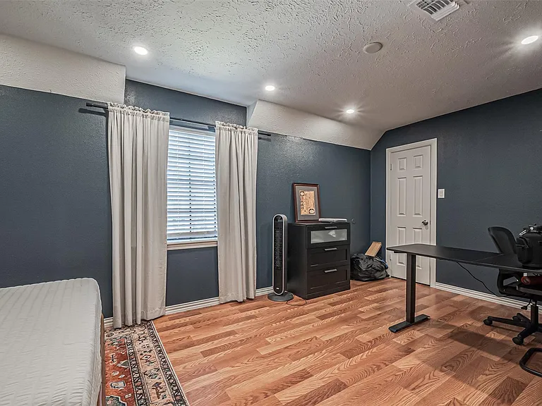 15211 Camino Del Sol Dr — Photo 37