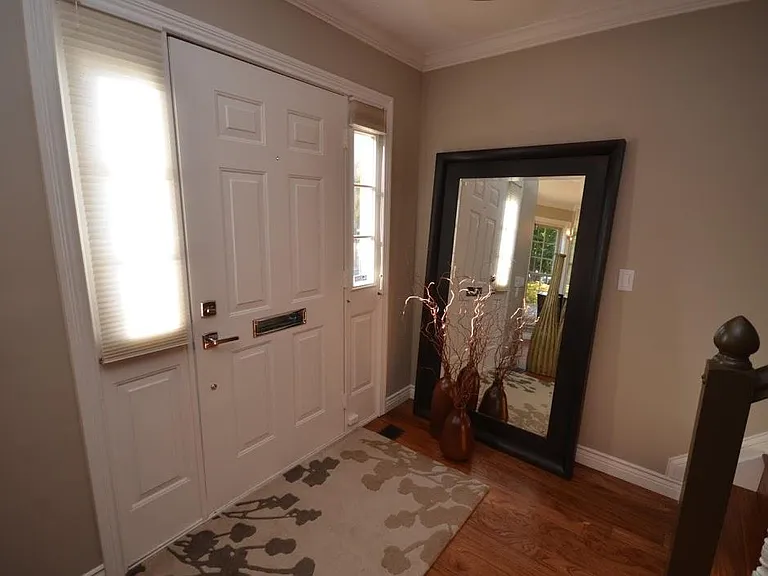 940 Mound St — Photo 11