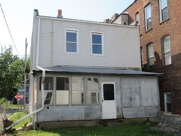 4th image of 6 Broadway