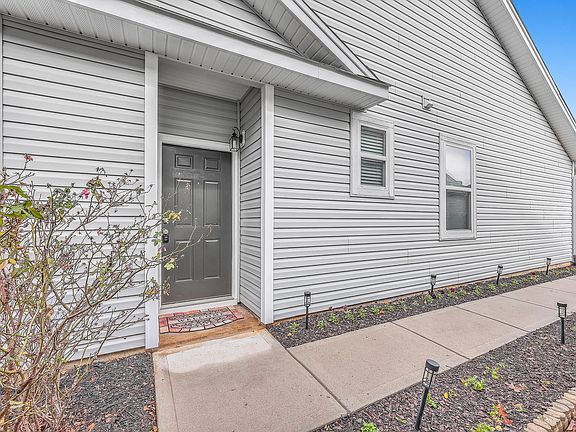 4th image of 8827 Kellum Dr