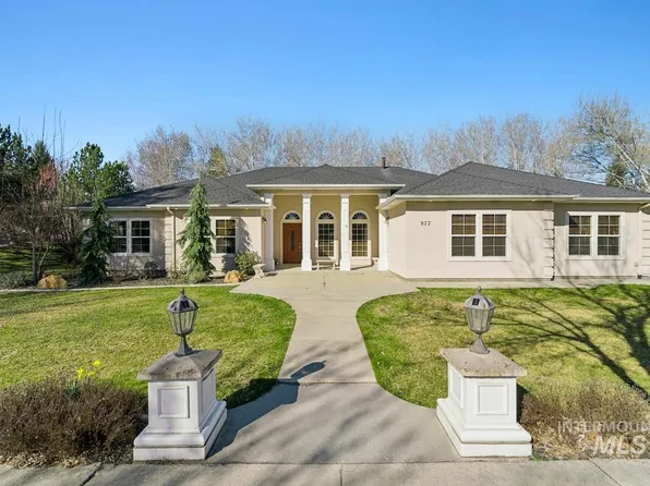 977 N Woodvalley Pl, Eagle, ID 83616
