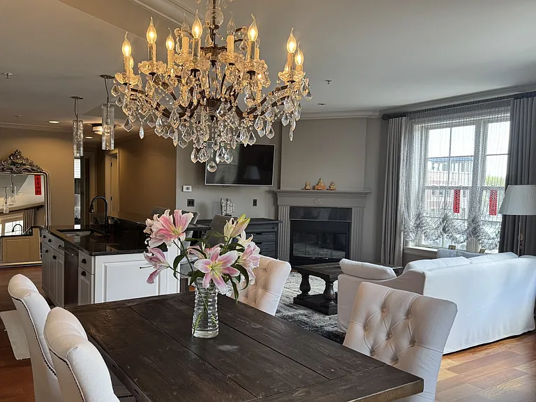 85 Memorial Rd #201 — Photo 17