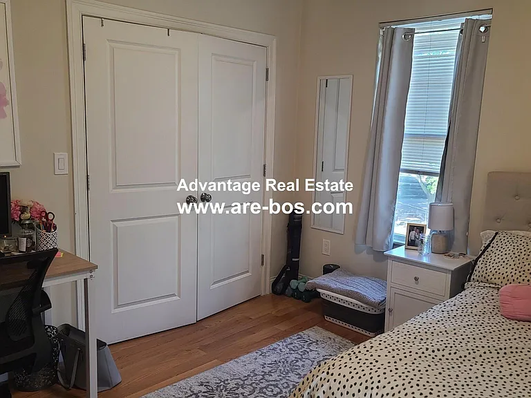 121 Webster Ave #5 — Photo 31